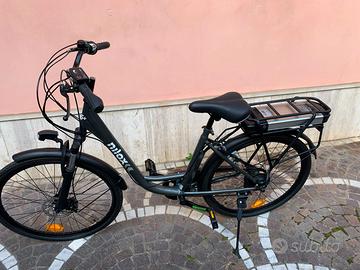 Bici a pedala assistita