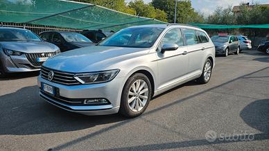 Volkswagen Passat Variant 2.0 TDI DSG Business Blu