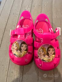 Ciabatte mare e piscina bimba messe 1 sola volta