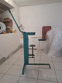 Tappatrice verticale