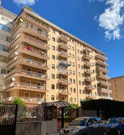 4 LOCALI A PALERMO