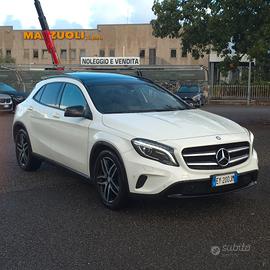 *Mercedes-benz*GLA*220*CDI*4Matic*PREMIUM*AUTOMATI