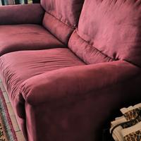 divano in Alcantara rosso 2 osti