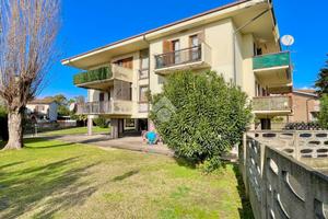 2 LOCALI A TERRACINA