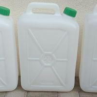 Taniche 20L: perfettamente pulite e pronte all’uso