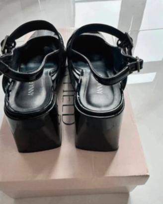 Scarpe Mary Jane nere in vernice