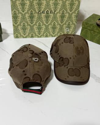 Cappelli Gucci/Dsquared