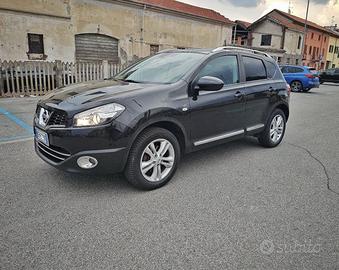 Nissan Qashqai 4x4, pochi km 