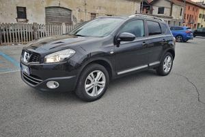 Nissan Qashqai 4x4, pochi km 