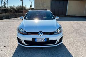 Volkswagen Golf 7 GTI Performance