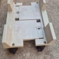 Carrello-Supporto porta PC con rotelle