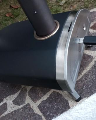 Ooni Fyra 12 forno pizza