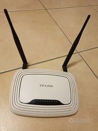 Router TP-LINK TL-WR841ND