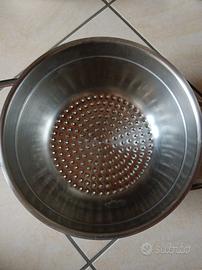 scolapasta in metallo 