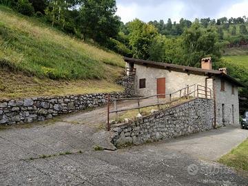 Splendido appartamento in montagna/baita e terreno