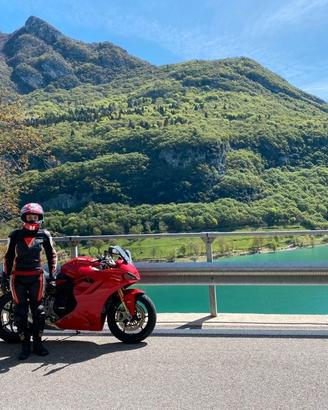 tuta divisibile dainese