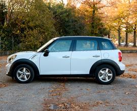 MINI Cooper 1.6 D Countryman-OK NEOPATENTATI