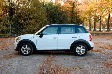 MINI Cooper 1.6 D Countryman-OK NEOPATENTATI