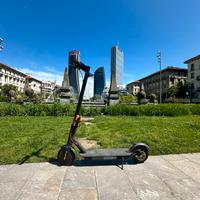 Monopattino Mi Electric Scooter Pro Xiaomi