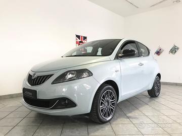 Lancia Ypsilon 1.0 FireFly 5 porte S&S Hybrid Gold