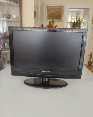 Televisione Samsung 19"