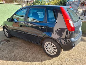 Ford Fiesta 1.4 TDCI 5p