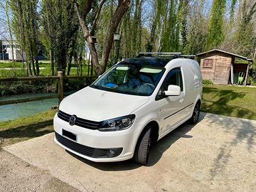 Volkswagen Caddy 30 Edition 140cv cambio DSG