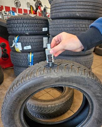 Pneumatici invernali Falken 175/65 R15 94V - 100€