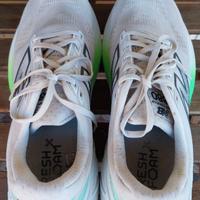 Scarpe running New Balance 880 n.43 ben tenute