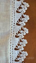 coppia tendine vintage con ricamo ad uncinetto 