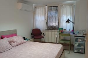 Stanza a Monza per donne