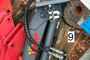 A267 - BRACCIO PER ESCAVATORE AVANT