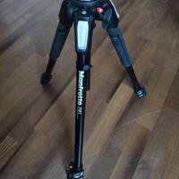 cavalletto treppiede Manfrotto
