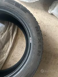 Gomme Invernali Pari al Nuovo