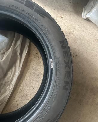 Gomme Invernali Pari al Nuovo