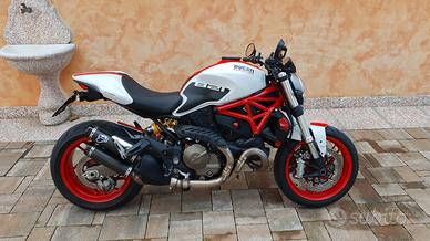 ducati monster 821