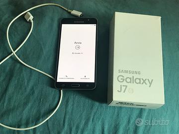 Cellulare Samsung Galaxy  J7