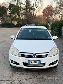 OPEL Astra 1.9 CDTI 120CV 5 porte aut. Enjoy
