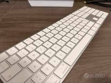 Tastiera apple magic keyboard con custodia