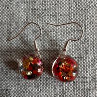 Orecchini in resina e mix di colori