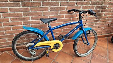 Tre biciclette per bambini