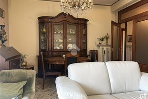 4 LOCALI A FERRARA