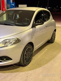 Lancia Ypsilon 1.3 Multijet 95CV Perfetta