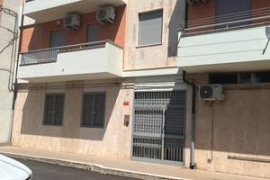 90 mq piano terra con ingresso indipendente 