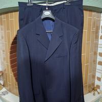 Completo elegante uomo