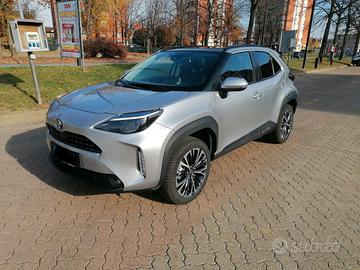 TOYOTA YARIS CROSS LOUNGE AWD