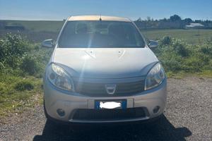 Dacia sandero 2012
