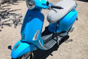 Vespa Primavera  125