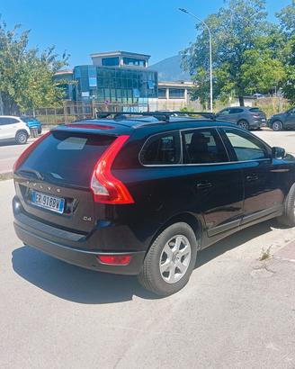 Volvo XC 60 XC60 D5 AWD Momentum