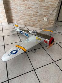 Aereo Radiocomandato P 47 Hangar 9